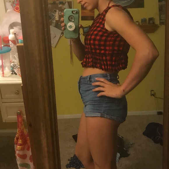 Checkered crop top - Picture 3 of 6